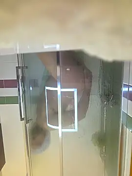 Snapshot of IoAndrea chatting on January 11, 2026, 6:24 pm IoAndrea online show from January 11, 2026, 6:24 pm