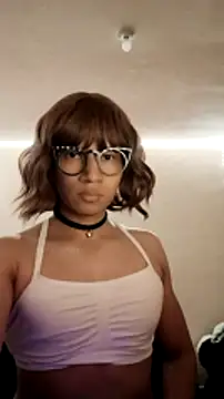 Snapshot of Anna_Luisa chatting on January 13, 2025, 6:38 am Anna Luisa online show from January 13, 2025, 6:38 am