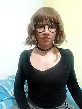 Snapshot of Anna_Luisa chatting on October 28, 2025, 5:22 am Anna Luisa online show from October 28, 2025, 5:22 am