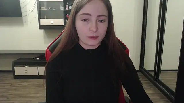 Laralianna online show from February 7, 2025, 9:58 pm