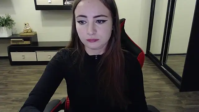 Laralianna online show from September 14, 2025, 1:54 pm