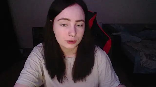 Snapshot of Laralianna chatting on February 7, 2026, 7:06 pm Laralianna online show from February 7, 2026, 7:06 pm