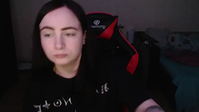 Snapshot of Laralianna chatting on February 12, 2026, 11:11 pm Laralianna online show from February 12, 2026, 11:11 pm