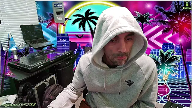 kuruptxxx live online show from January 7, 2025, 9:57 pm