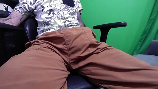 kuruptxxx live online show from May 13, 2026, 8:06 pm
