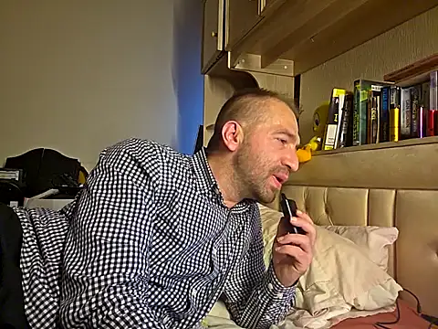 theSmallest-dick online show from October 15, 2025, 6:46 am