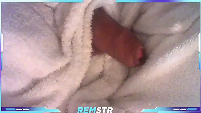 Snapshot of Remstr chatting on September 18, 2025, 8:11 pm Remstr online show from September 18, 2025, 8:11 pm