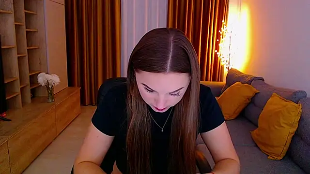  Mia Adams online show from October 14, 2025, 4:57 am