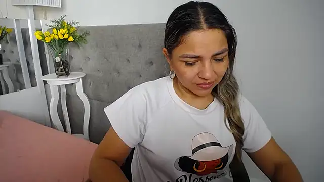 cum bigass online show from July 13, 2026, 12:30 pm