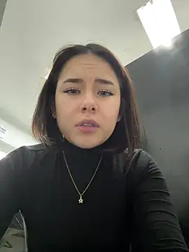 Snapshot of sammbunny chatting on December 22, 2024, 10:15 pm sammbunny online show from December 22, 2024, 10:15 pm