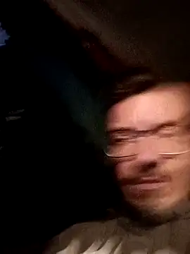 Amaras5 online show from December 4, 2025, 10:18 pm