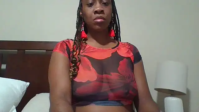 Snapshot of MsJuicy chatting on May 5, 2026, 5:26 am MsJuicy online show from May 5, 2026, 5:26 am