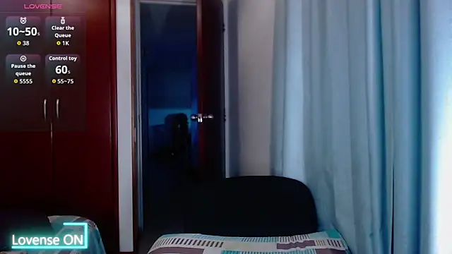 Snapshot of TastyTrap_18 chatting on March 10, 2026, 4:06 am TastyTrap 18 online show from March 10, 2026, 4:06 am