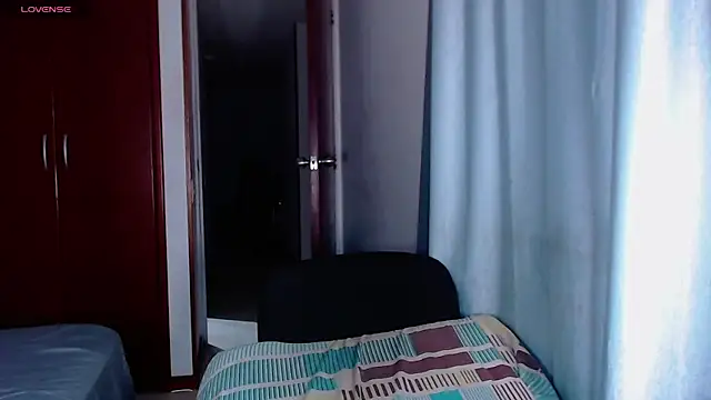 Snapshot of TastyTrap_18 chatting on May 16, 2026, 5:37 am TastyTrap 18 online show from May 16, 2026, 5:37 am