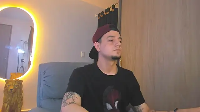 Snapshot of alejandro_calderon1 chatting on January 21, 2025, 6:33 am alejandro calderon1 online show from January 21, 2025, 6:33 am