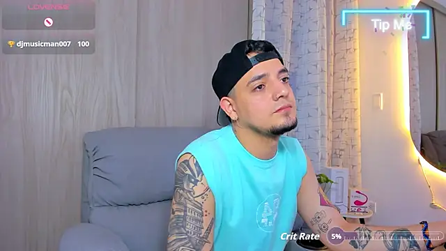 Snapshot of alejandro_calderon1 chatting on October 3, 2025, 3:47 am alejandro calderon1 online show from October 3, 2025, 3:47 am