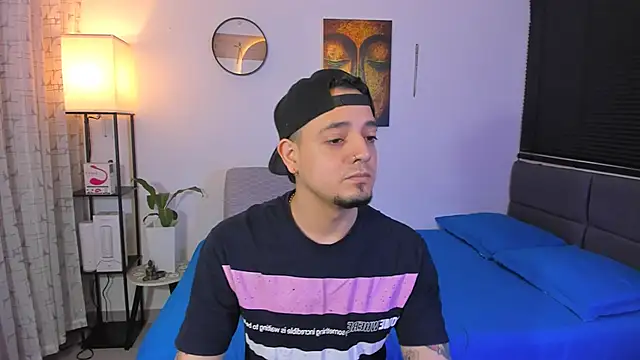 alejandro calderon1 online show from May 11, 2026, 11:46 pm