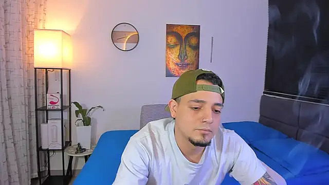 alejandro calderon1 online show from May 14, 2026, 2:18 am