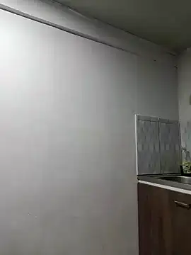 Snapshot of Hannah-grace chatting on December 29, 2024, 12:23 pm Hannah-grace online show from December 29, 2024, 12:23 pm