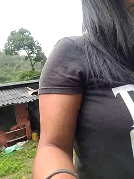 Snapshot of Hannah-grace chatting on February 18, 2025, 12:06 pm Hannah-grace online show from February 18, 2025, 12:06 pm