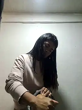 Snapshot of Hannah-grace chatting on March 13, 2025, 2:44 pm Hannah-grace online show from March 13, 2025, 2:44 pm