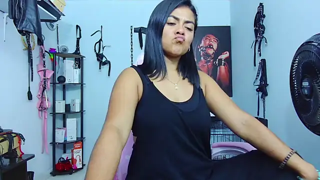 Snapshot of Hannah-grace chatting on September 11, 2025, 1:44 pm Hannah-grace online show from September 11, 2025, 1:44 pm