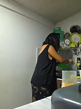 Snapshot of Hannah-grace chatting on November 14, 2025, 9:30 am Hannah-grace online show from November 14, 2025, 9:30 am