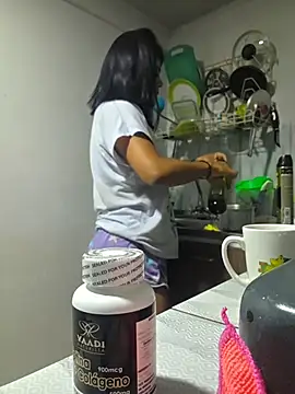 Snapshot of Hannah-grace chatting on November 16, 2025, 10:21 am Hannah-grace online show from November 16, 2025, 10:21 am