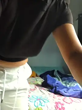 Snapshot of Hannah-grace chatting on November 23, 2025, 11:54 am Hannah-grace online show from November 23, 2025, 11:54 am