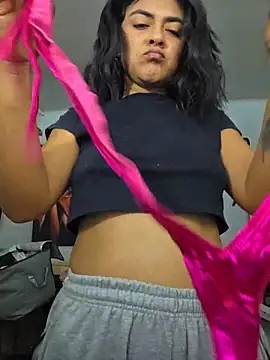 Snapshot of Hannah-grace chatting on November 28, 2025, 10:29 am Hannah-grace online show from November 28, 2025, 10:29 am