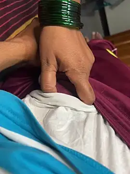 indian girls show online show from February 2, 2025, 7:20 am