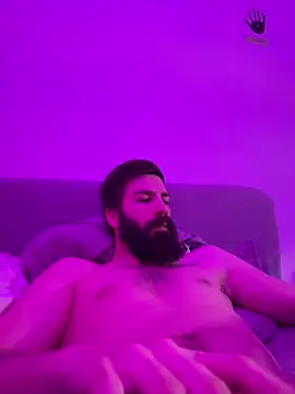 Snapshot of kinkyguy04 chatting on February 28, 2025, 10:09 am kinkyguy04 online show from February 28, 2025, 10:09 am