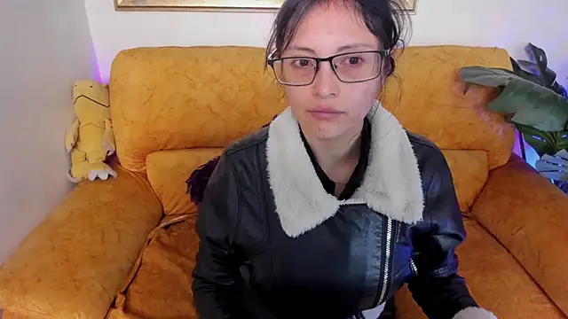 Kyomi chang online show from April 11, 2026, 12:09 pm