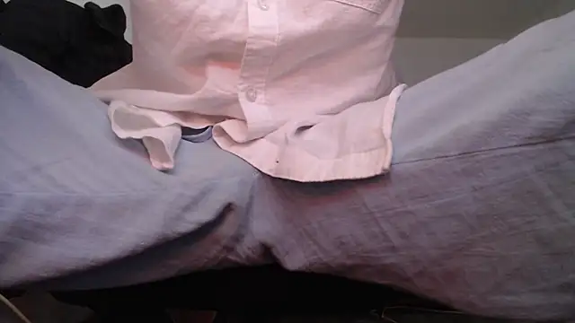 Snapshot of herver67 chatting on February 2, 2026, 8:13 am herver67 online show from February 2, 2026, 8:13 am