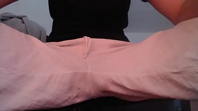 Snapshot of herver67 chatting on February 6, 2026, 11:46 am herver67 online show from February 6, 2026, 11:46 am