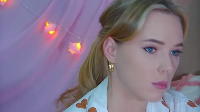 Snapshot of GentleRossi chatting on January 17, 2025, 6:44 pm GentleRossi online show from January 17, 2025, 6:44 pm