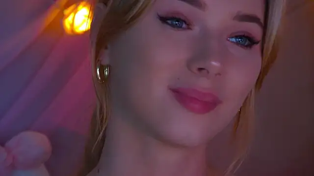 Snapshot of GentleRossi chatting on January 18, 2025, 12:57 am GentleRossi online show from January 18, 2025, 12:57 am