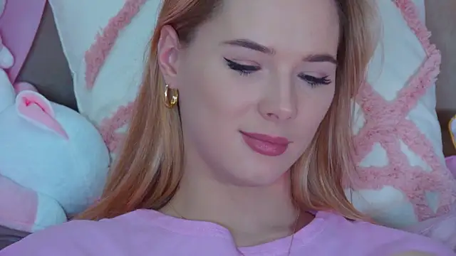 Snapshot of GentleRossi chatting on January 18, 2025, 6:21 pm GentleRossi online show from January 18, 2025, 6:21 pm