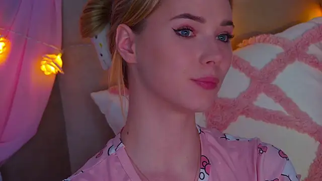 Snapshot of GentleRossi chatting on January 29, 2025, 1:16 am GentleRossi online show from January 29, 2025, 1:16 am