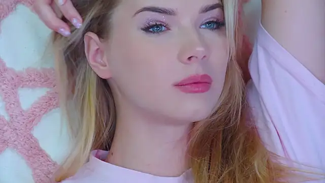 Snapshot of GentleRossi chatting on March 4, 2025, 9:32 pm GentleRossi online show from March 4, 2025, 9:32 pm