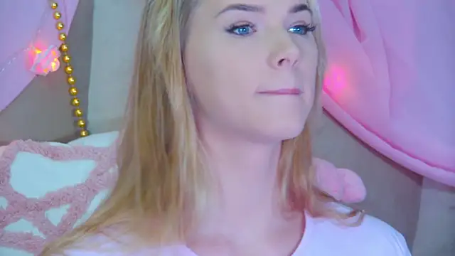 Snapshot of GentleRossi chatting on March 7, 2025, 3:18 pm GentleRossi online show from March 7, 2025, 3:18 pm