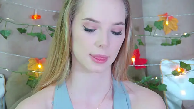 Snapshot of GentleRossi chatting on October 24, 2025, 3:08 pm GentleRossi online show from October 24, 2025, 3:08 pm