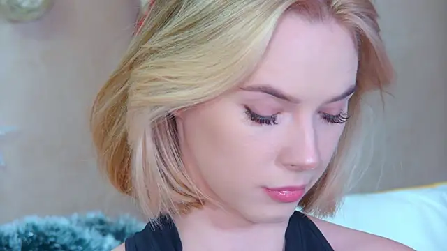 Snapshot of GentleRossi chatting on December 3, 2025, 2:59 pm GentleRossi online show from December 3, 2025, 2:59 pm