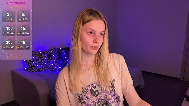 Snapshot of Chanel_Gill chatting on January 6, 2025, 5:27 pm Chanel Gill online show from January 6, 2025, 5:27 pm