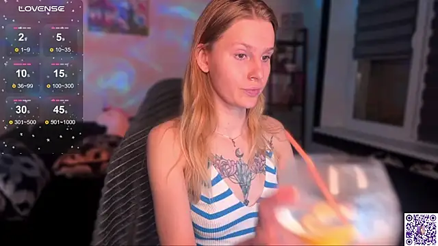 Chanel Gill online show from November 15, 2025, 4:25 pm