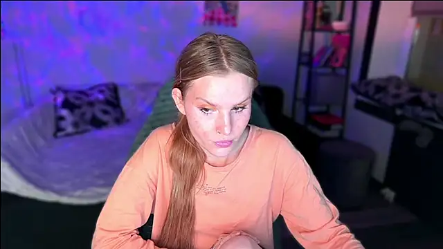 Snapshot of Chanel_Gill chatting on February 21, 2026, 4:52 pm Chanel Gill online show from February 21, 2026, 4:52 pm