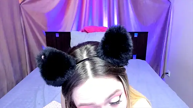 AriaSugar online show from February 6, 2025, 4:53 am