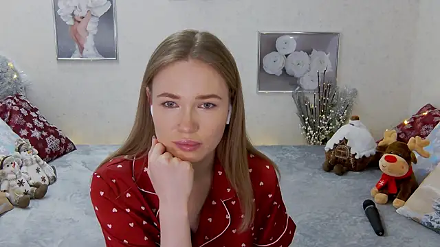 Snapshot of Veronika_Mitchel chatting on January 14, 2025, 8:59 pm Veronika Mitchel online show from January 14, 2025, 8:59 pm