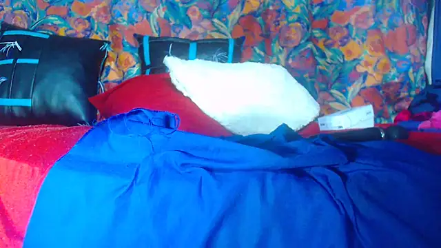 Queenofthenightx online show from March 13, 2025, 10:21 pm