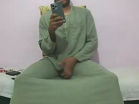 foxsanSs online show from October 28, 2025, 8:55 pm